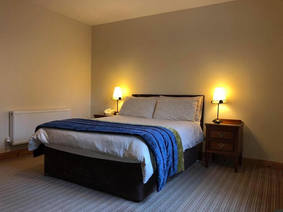 Balreask Bar, Restaurant & Guest Accommodation Navan Exteriör bild